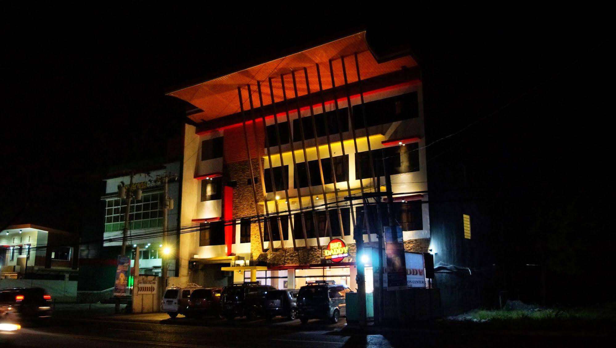 Big Daddy Hotel And Convention Center Butuan City Eksteriør billede