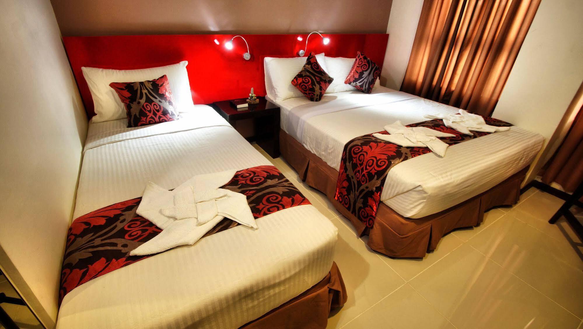 Big Daddy Hotel And Convention Center Butuan City Eksteriør billede