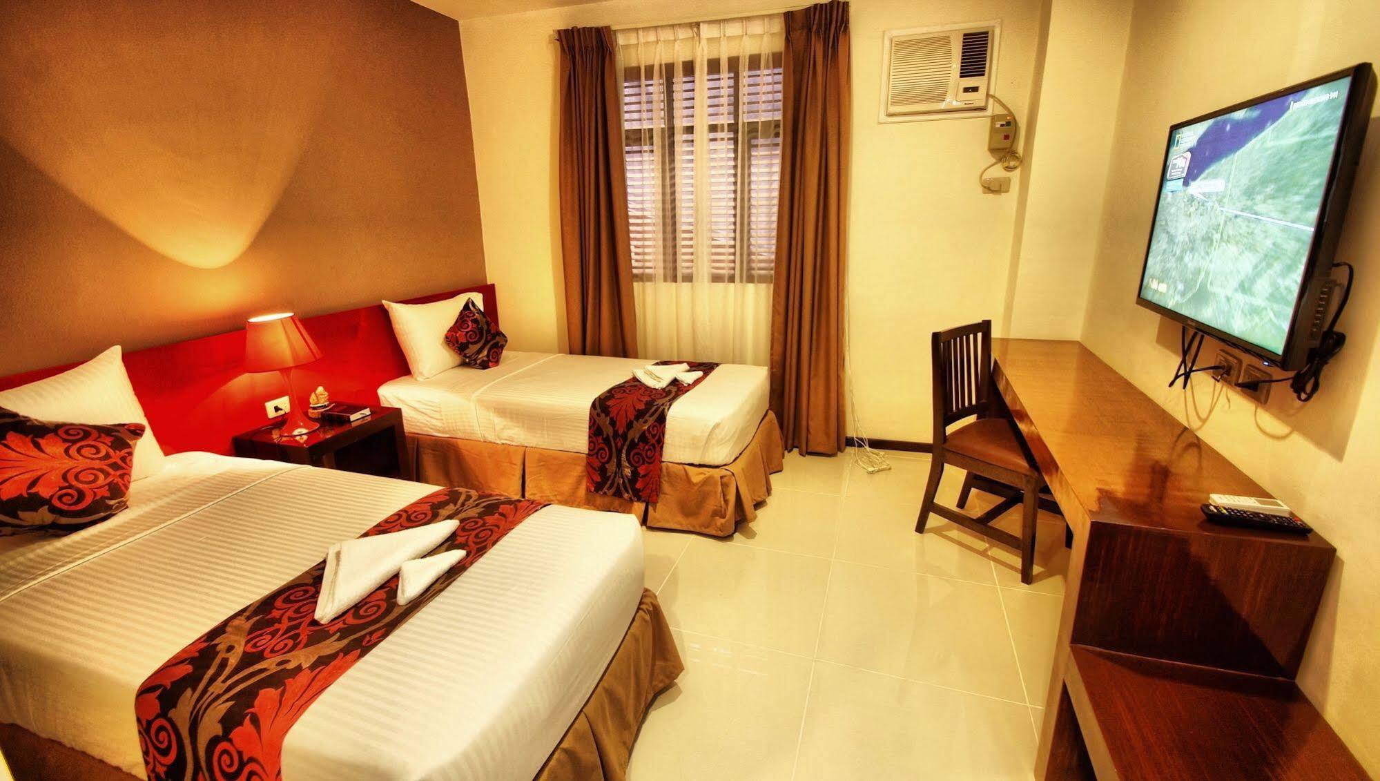 Big Daddy Hotel And Convention Center Butuan City Eksteriør billede